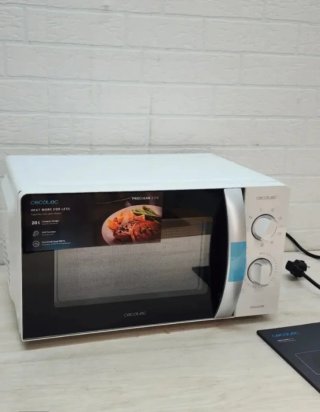 Cecotec Microondas Grill ProClean 2110 700W