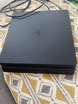 PS4 (PlayStation 4) Negra