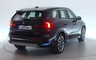 BMW iX1 xDrive30