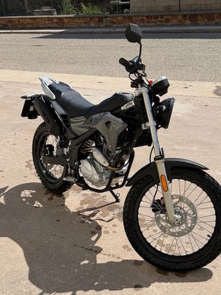 Moto 125cc Enduro Negra/Gris