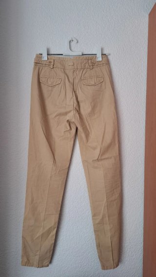 Pantalón beige 36