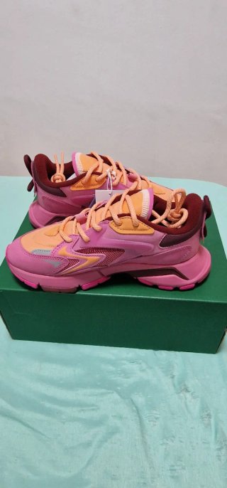 Zapatillas Lacoste Neo Tech Naranja y Rosa