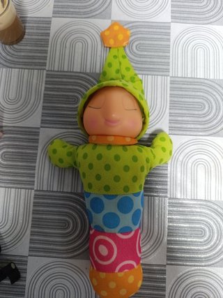 Lote 2 peluches: Gusiluz y pulpo
