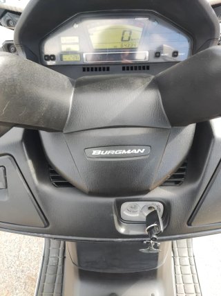 Suzuki Burgman 650 Maxi Scooter
