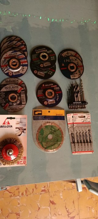 Lote Brocas, Discos Corte y Hojas Calar,15 Discos