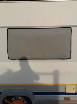 Protector para ventanas y claraboyas