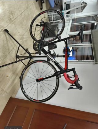 Bicicleta BMC Negra y Roja 51 de talla 150/180
