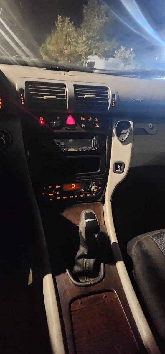 Mercedes-Benz Clase C 2006 - foto 1