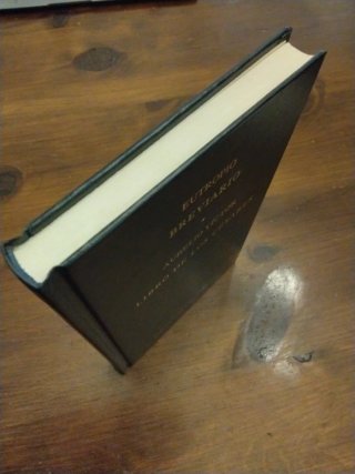 Breviario / Libro de los Césares