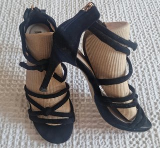 Sandalias Sfera Tiras Tacón Negro Talla 36