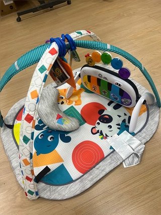 Baby Einstein, Gimansio de Actividades Musical...