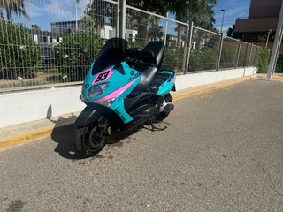Yamaha TMAX 500 Maxi Scooter