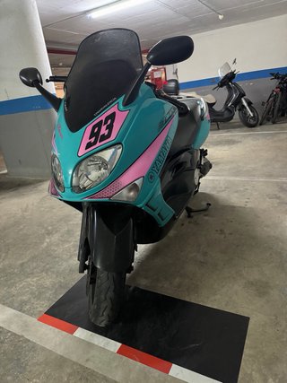 Yamaha TMAX 500 Maxi Scooter