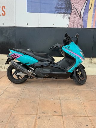 Yamaha TMAX 500 Maxi Scooter