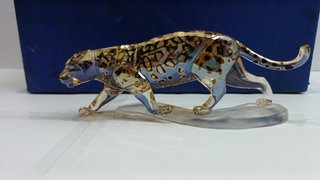 Jaguar de Swarovski Cristal