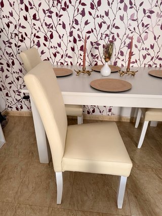 Tavolo da pranzo bianco + 6 sedie