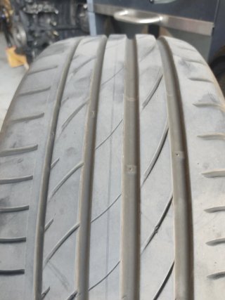 Neumático Maxxis Victra Sport 5 215/40 ZR18 89Y XL