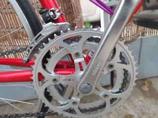 Bicicleta de carretera roja