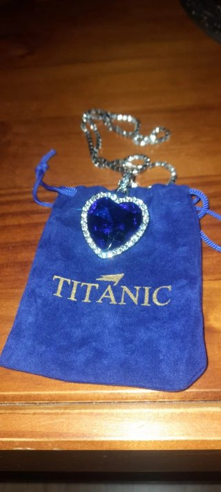 Collar Corazón del Mar Titanic Azul