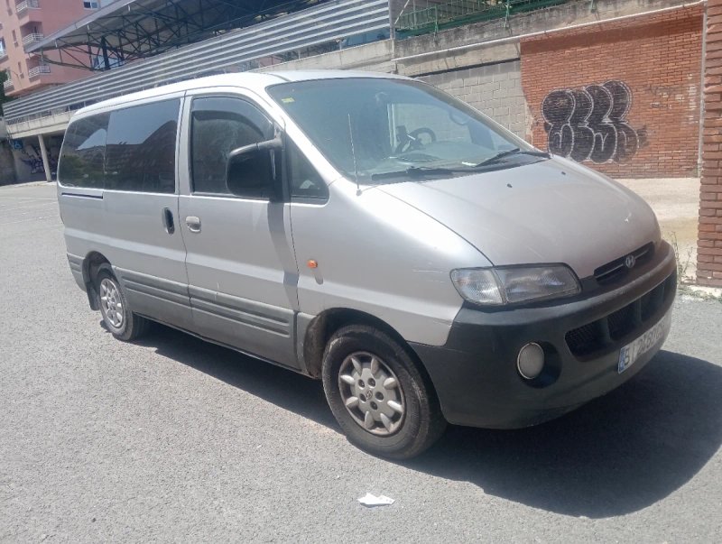 Hyundai H-1 2002 - foto 1