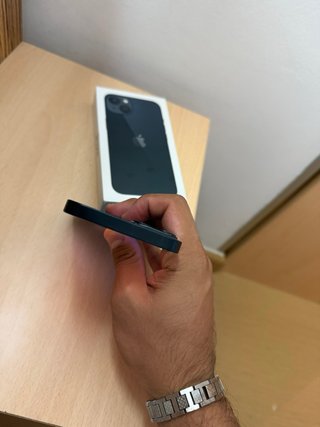 iPhone 13