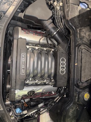 Audi A8 2003