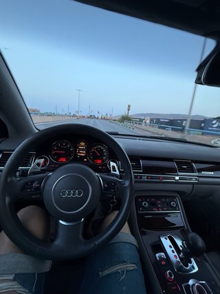Audi A8 2003