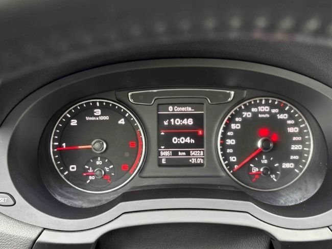 Audi Q3 2.0 TDI 2015, foto 13