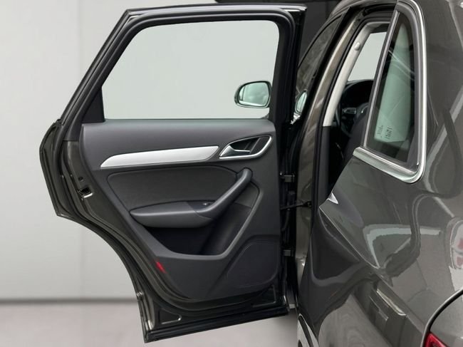 Audi Q3 2.0 TDI 2015, foto 23