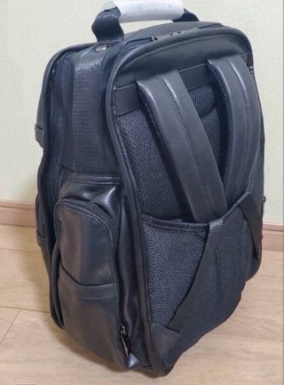 Mochila Tumi Alpha 3 Piel Negra carbono
