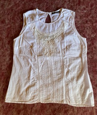 Camisa Ada Gatti sin mangas con encaje M