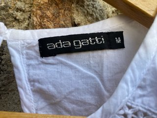 Camisa Ada Gatti sin mangas con encaje M