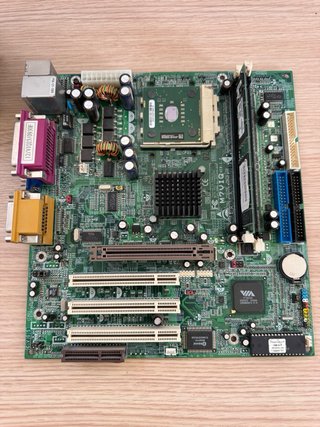 Pack Placa M7VIQ + Athlon XP 2400+ 512MB RAM