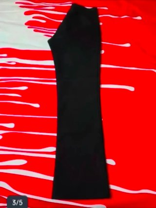 Pantalón negro ancho