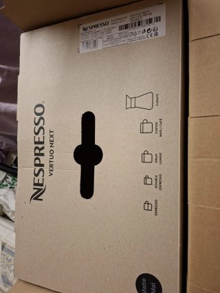 Cafetera Nespresso Vertuo Negra