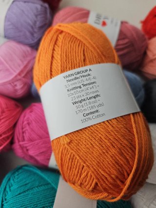 15 novelos de algodão para crochet e tricot