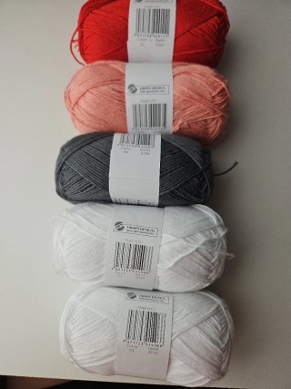 15 novelos de algodão para crochet e tricot