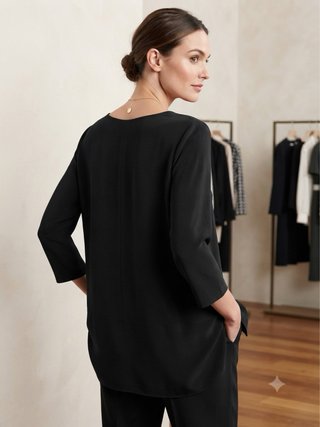 Maglia nera con nodo
