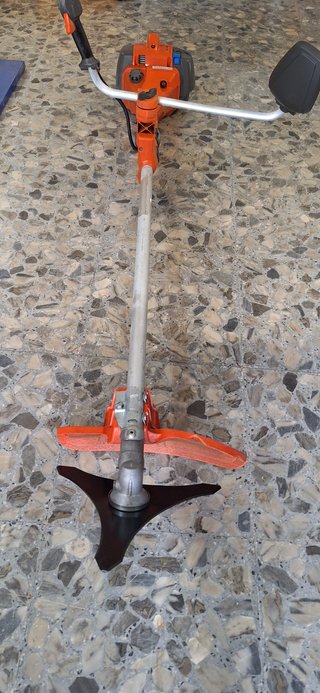 Desbrozadora Husqvarna 555RXT