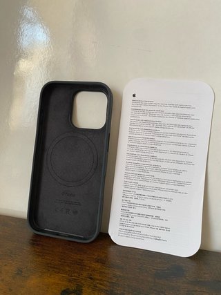 Funda iPhone 16 Pro Magsafe Negra