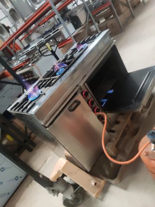 COCINA 3 FUEGOS MÁS HORNO INDUSTRIAL MIRA MI PERFI