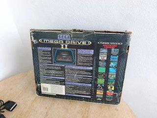 Sega Mega Drive II megadrive caja videoconsola