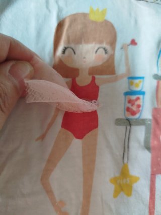 Camiseta niña ,preciosa.