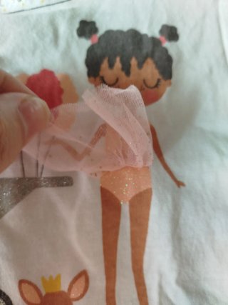 Camiseta niña ,preciosa.