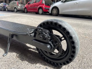 Patinete Eléctrico Xiaomi Negro. Freno de disco.