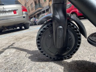 Patinete Eléctrico Xiaomi Negro. Freno de disco.
