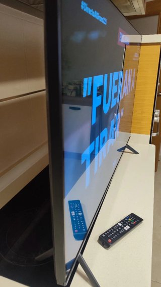 Televisión Samsung 43" 4K Smart TV Ultra HD WiFi
