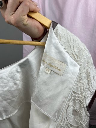 Vestido de encaje marrón y blanco talla 52