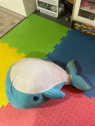 Peluche de ballena azul