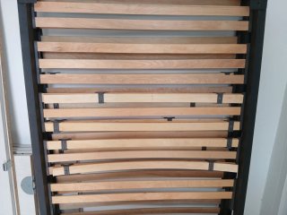 Litera doble 90x180 y 90x170 en buen estado.